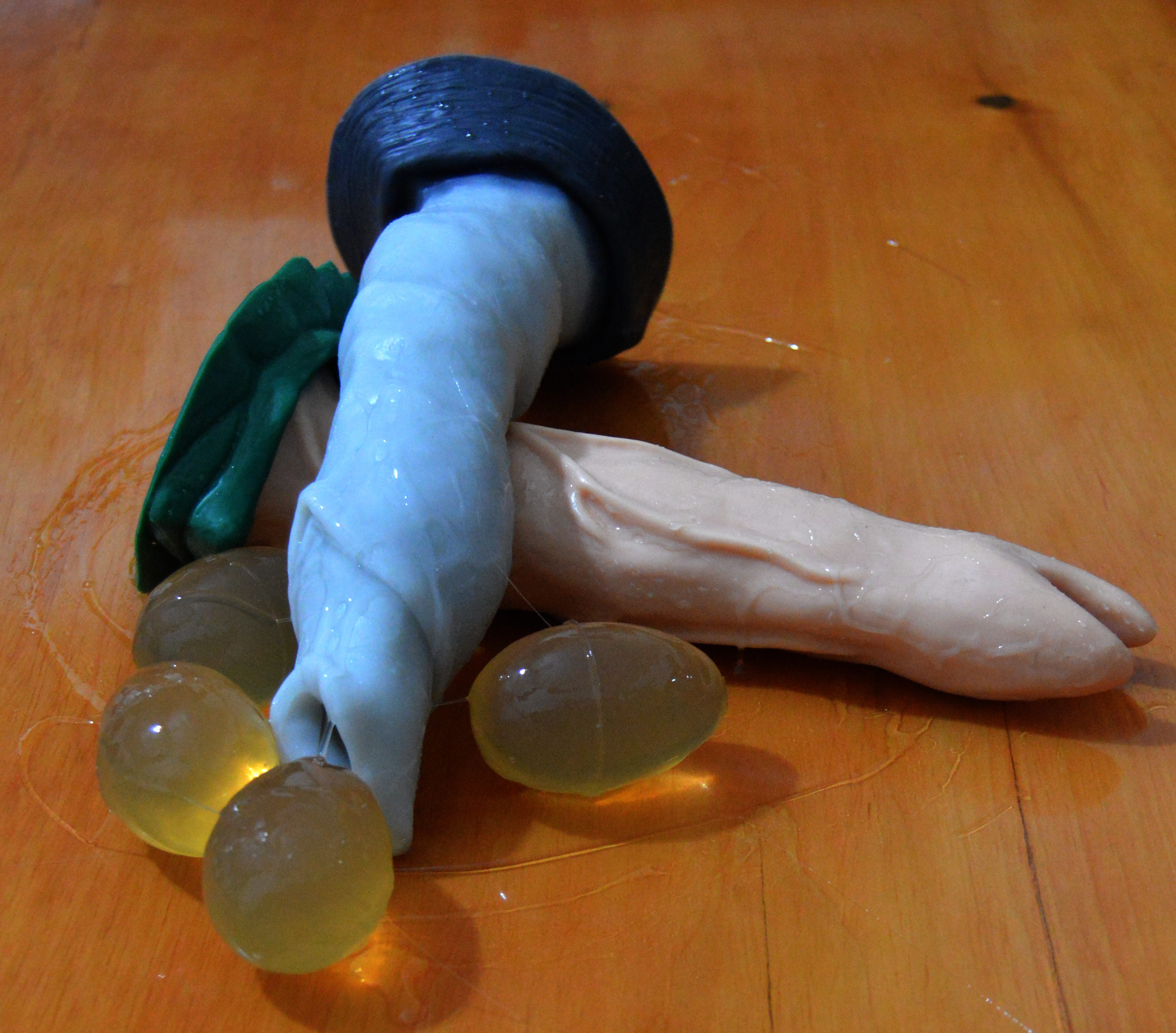 Ovopositor toy